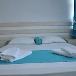 Nisa Hotel *